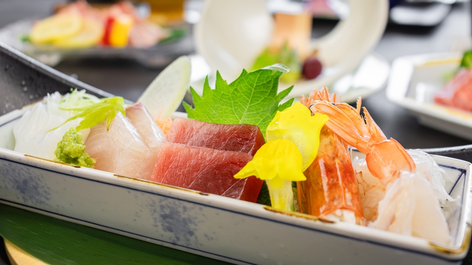 【基本プラン】１泊２食付　お食事はA5ランク国産牛か刺身5種刺盛りが日替わり提供で楽しめます♪