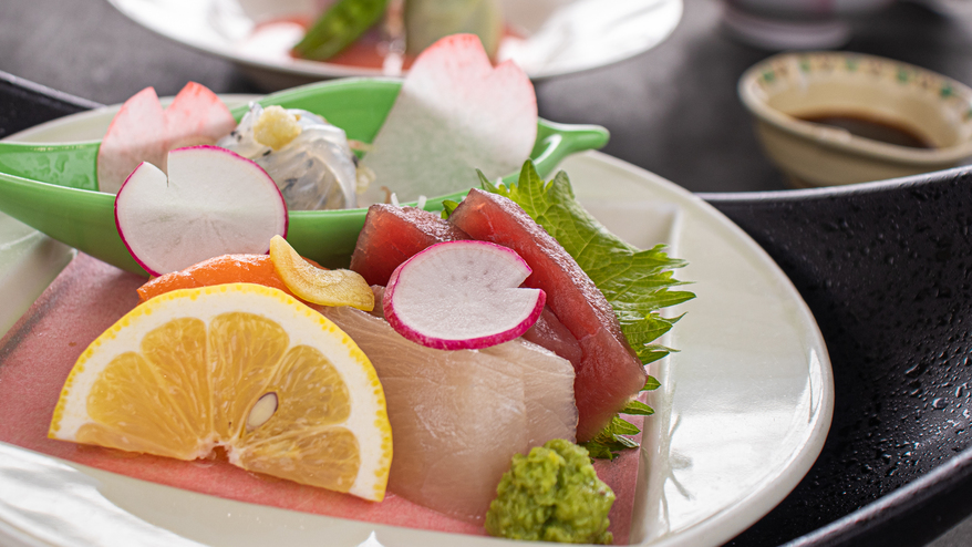 【夕のみ】１泊夕食付プラン　朝活派にも朝寝坊派にも　ご夕食は創作和会席満喫！朝食なしで早出朝寝坊OK