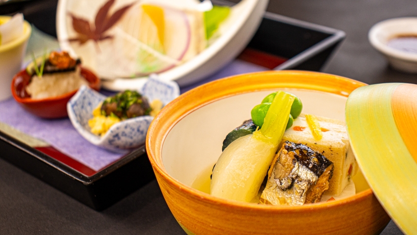  【基本プラン】A5ランク国産牛と色彩豊かな自慢の料理、心温まるおもてなしを♪