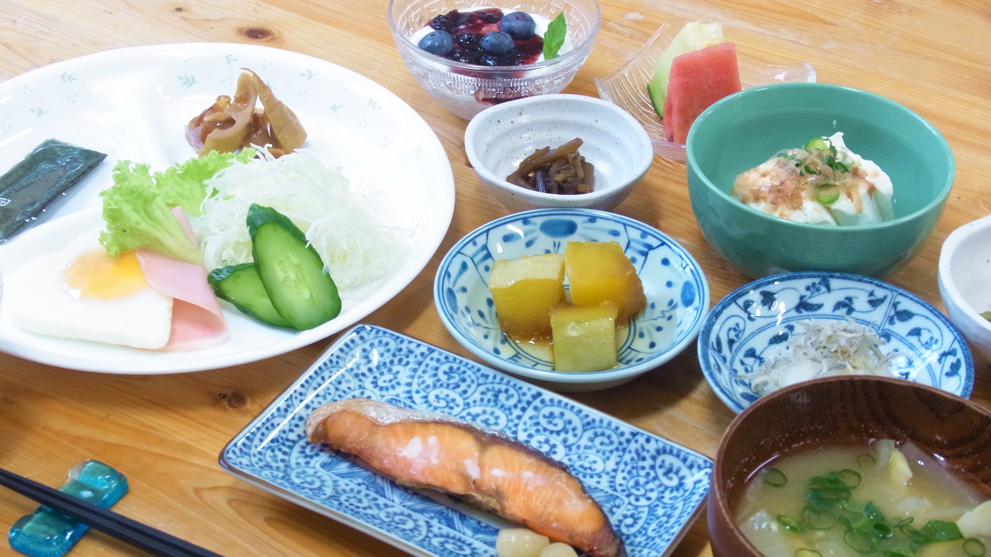 *【朝食一例】女将手作りの身体に優しい日替わり和定食です