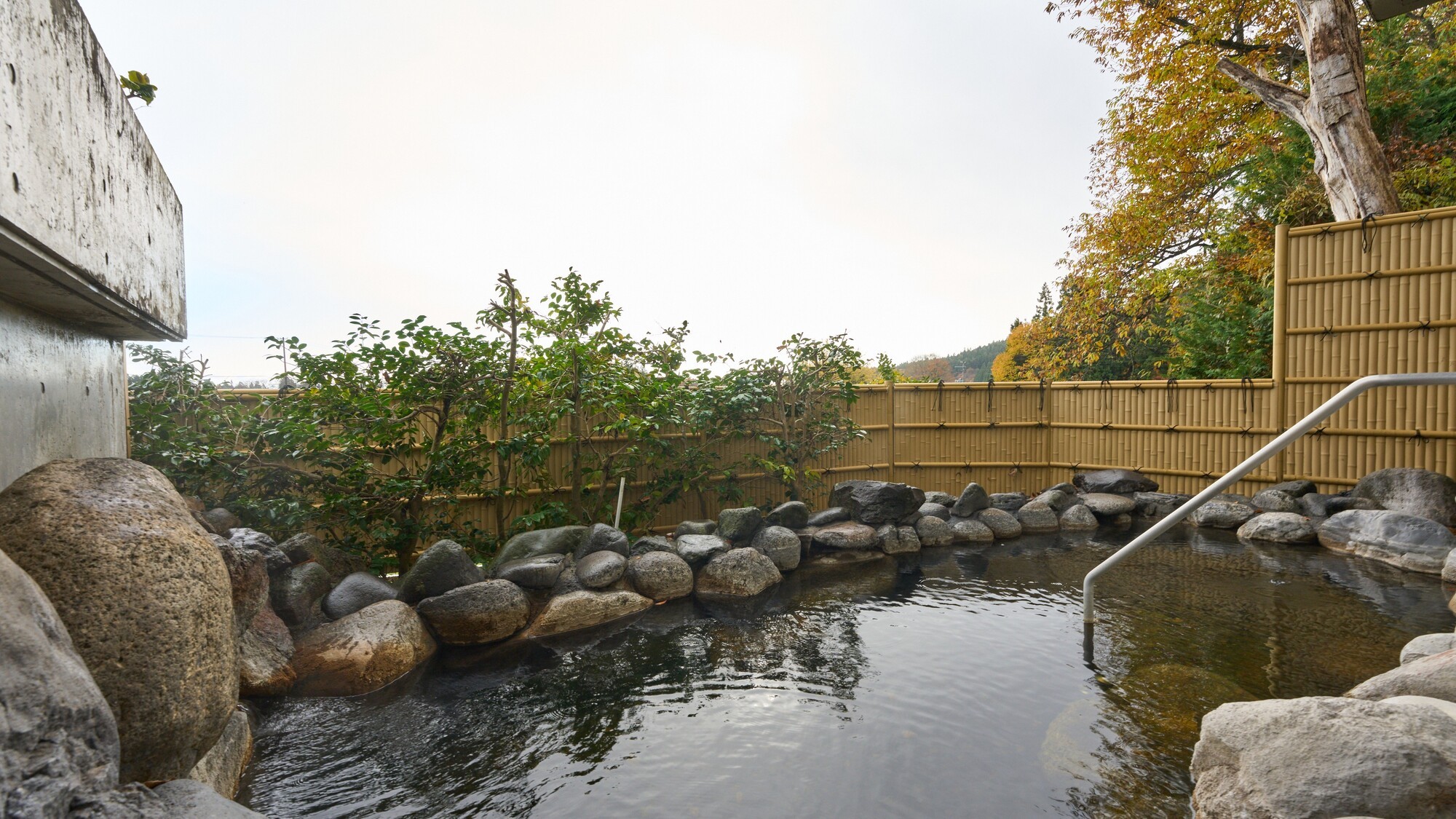 【露天風呂　男湯】