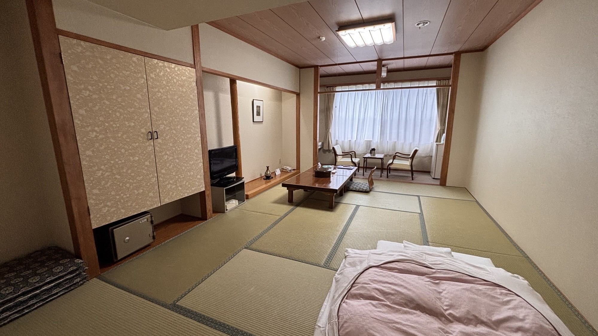 静寂に寄り添う、和の趣あふれる空間