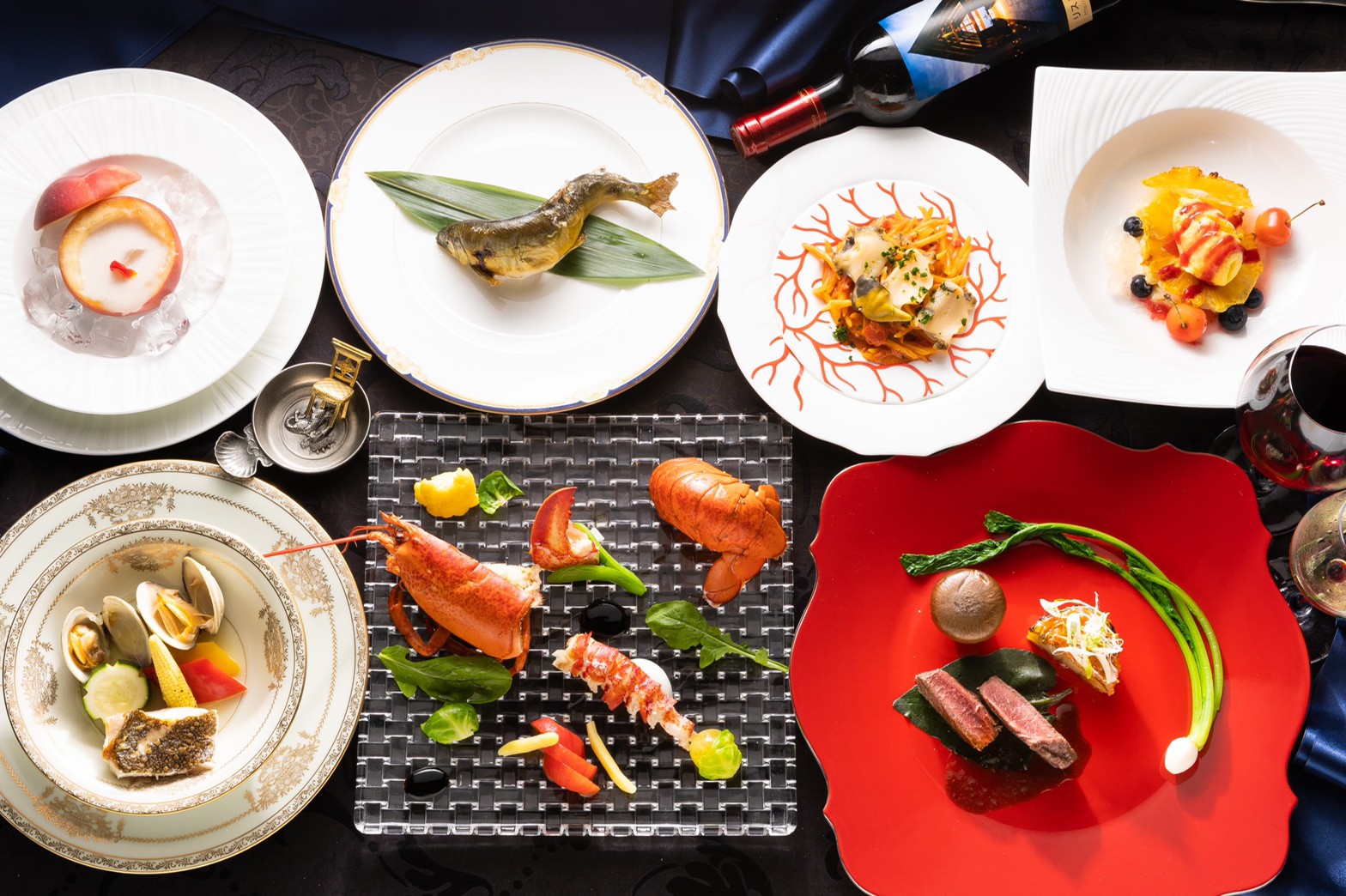 期間限定スープ「白桃のスープ」が入ったコース一例です。 ※コース内容は仕入れによって変動致します。