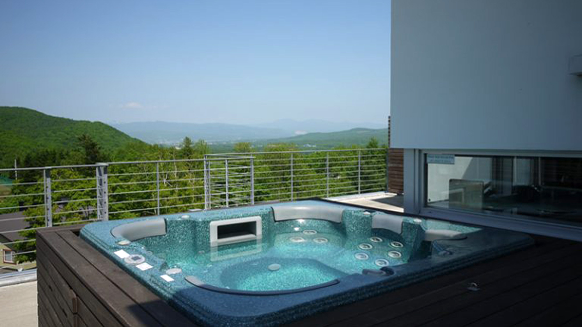 ニセコセントラル ヨウテイトラックス 格安予約 宿泊プラン料金比較 トラベルコ