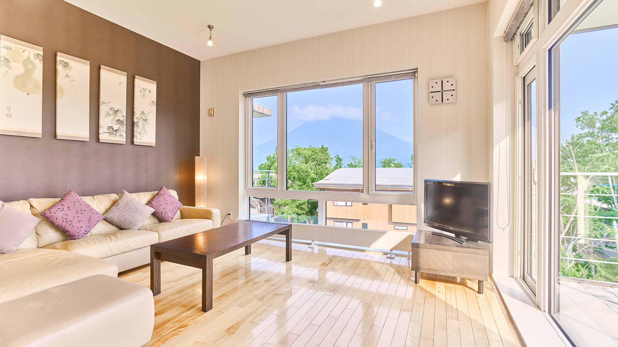 写真は一例です。建物や階数、お部屋のご指定はお受けいたしかねます。