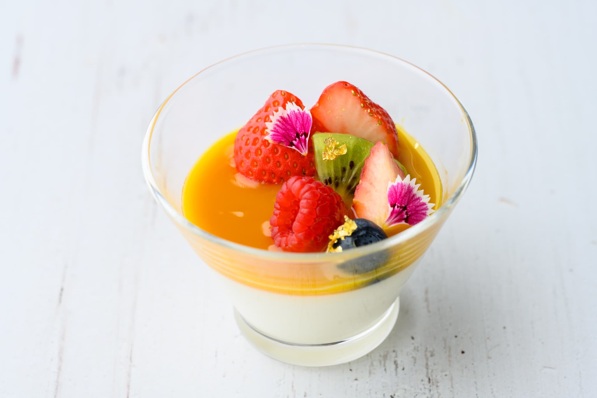 【2食付】ホテルで優雅な夕食！マレドールの「洋風ディナー」付