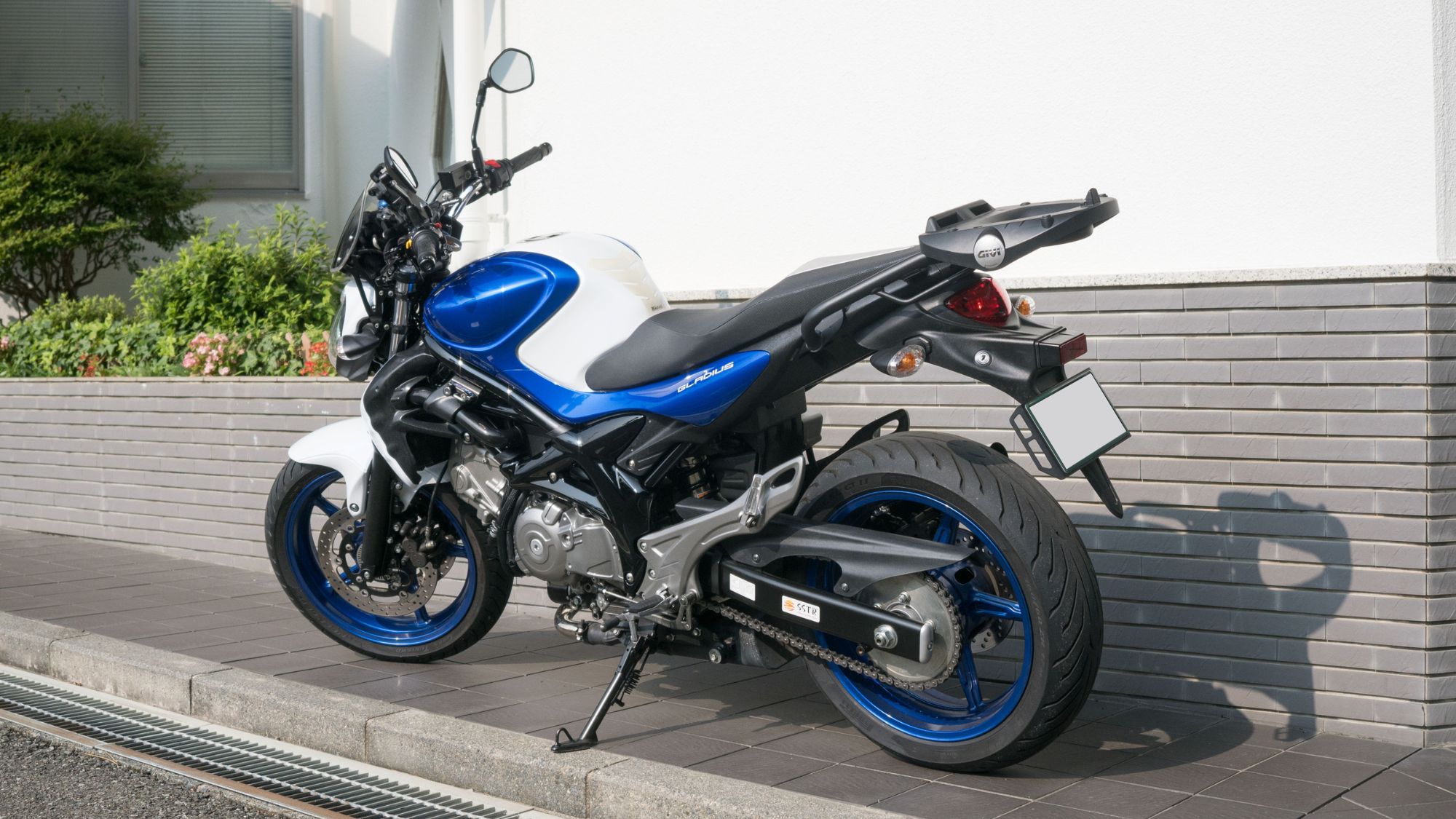 入り口横の他にも駐輪スペースをご用意。