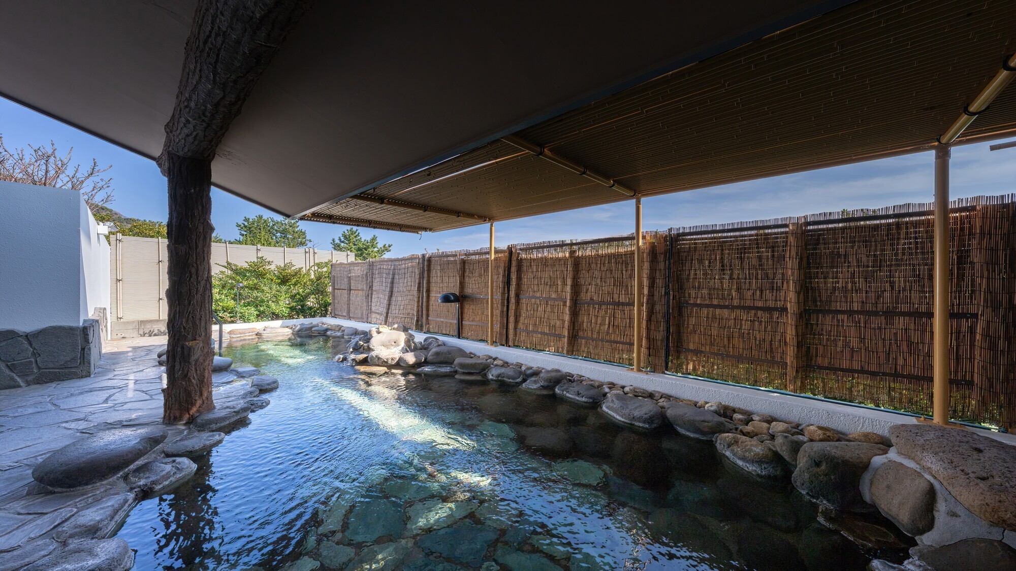 手足を伸ばして日々の疲れを癒す、非日常的な時間をお過ごしください。