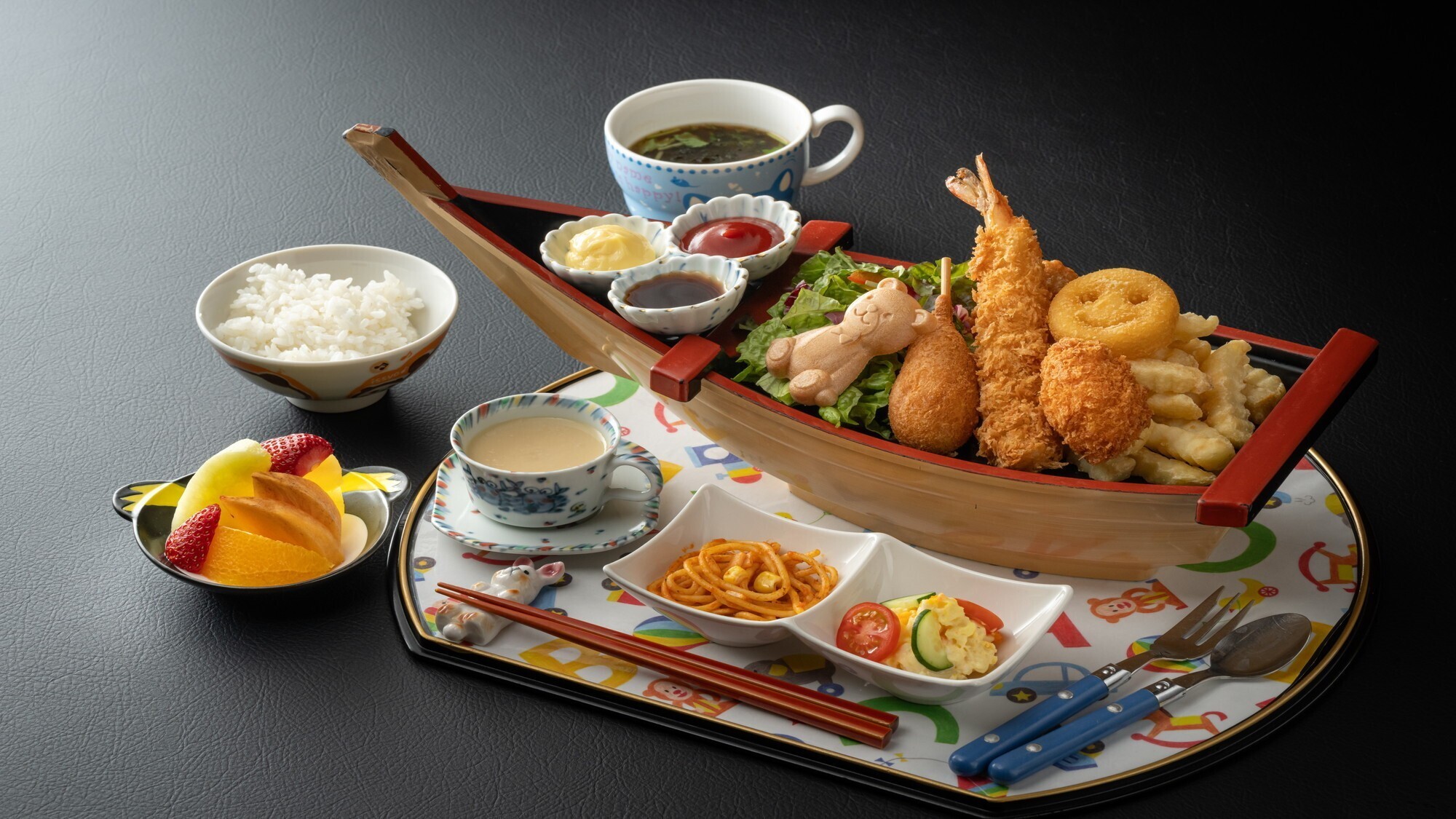 ボリューム満点の「お子様用ご夕食」※一例