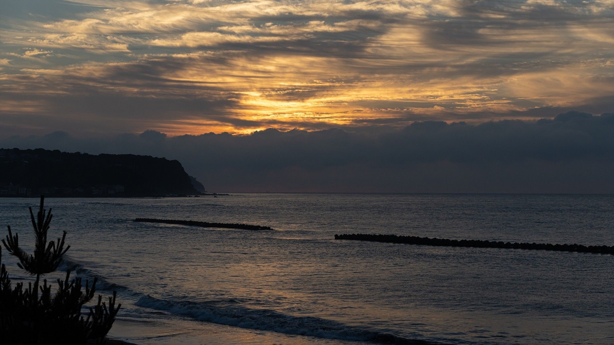 日の出とともに東伊豆の海を一望しながら爽やかな朝をお迎えください。