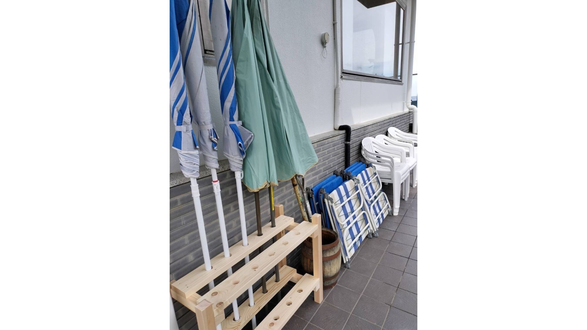 パラソルの貸し出しもございます。