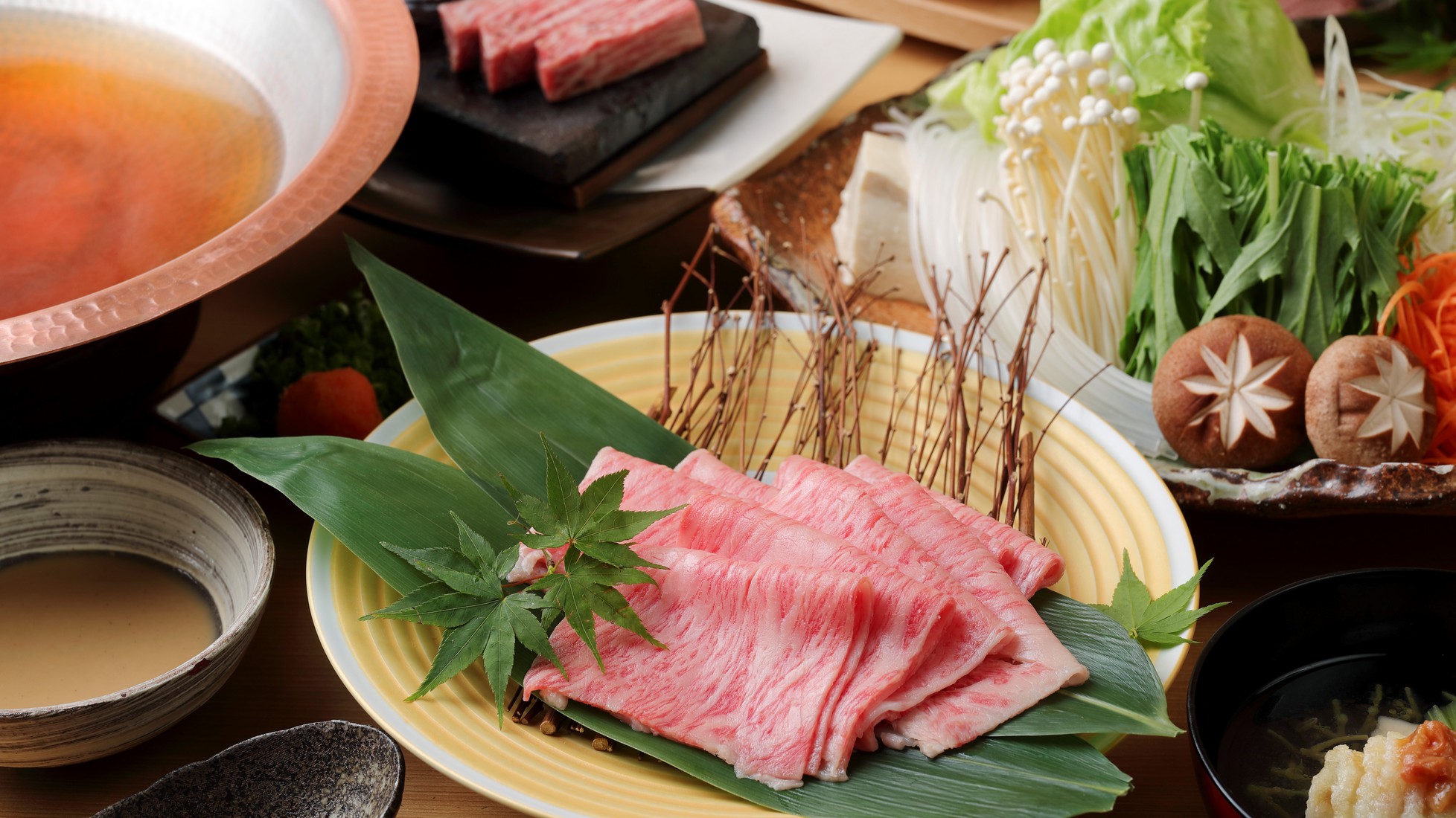 【松阪牛ロース溶岩ステーキ付】伊勢神泉宿泊◆松阪牛を堪能／1泊2食付プラン