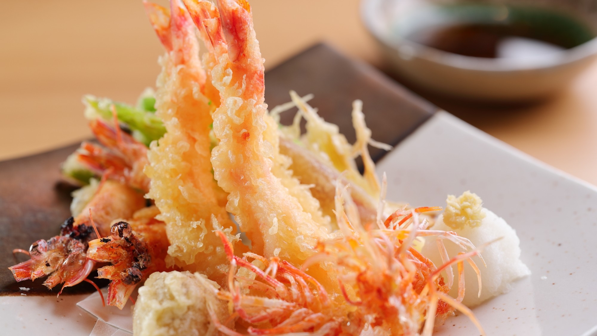 地物海鮮料理 伊勢網元食堂でご夕食と日本料理 伊せ吟のたっぷり朝食で二つの施設を愉しむ