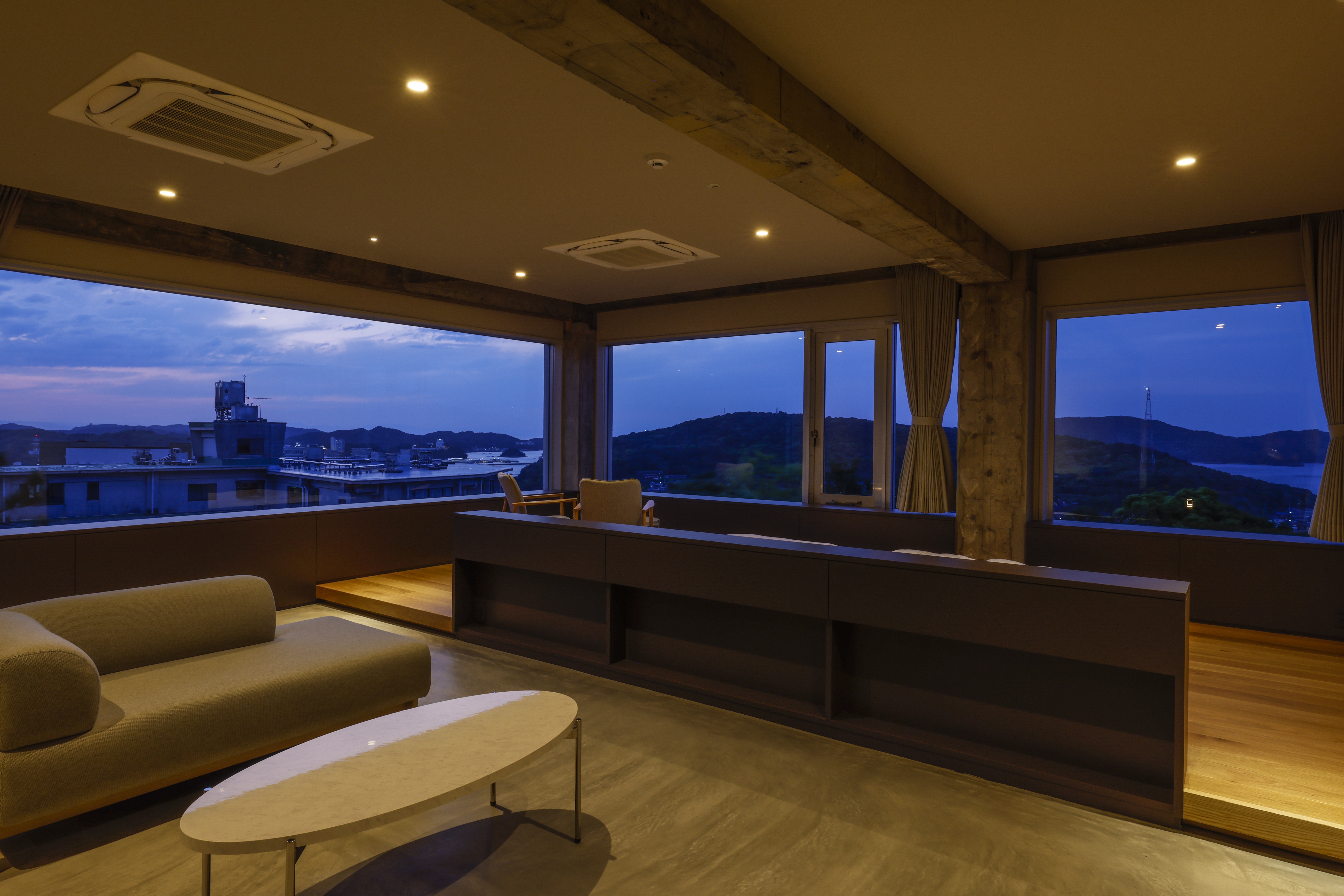 【曙】2F夕日側　デラックスルーム