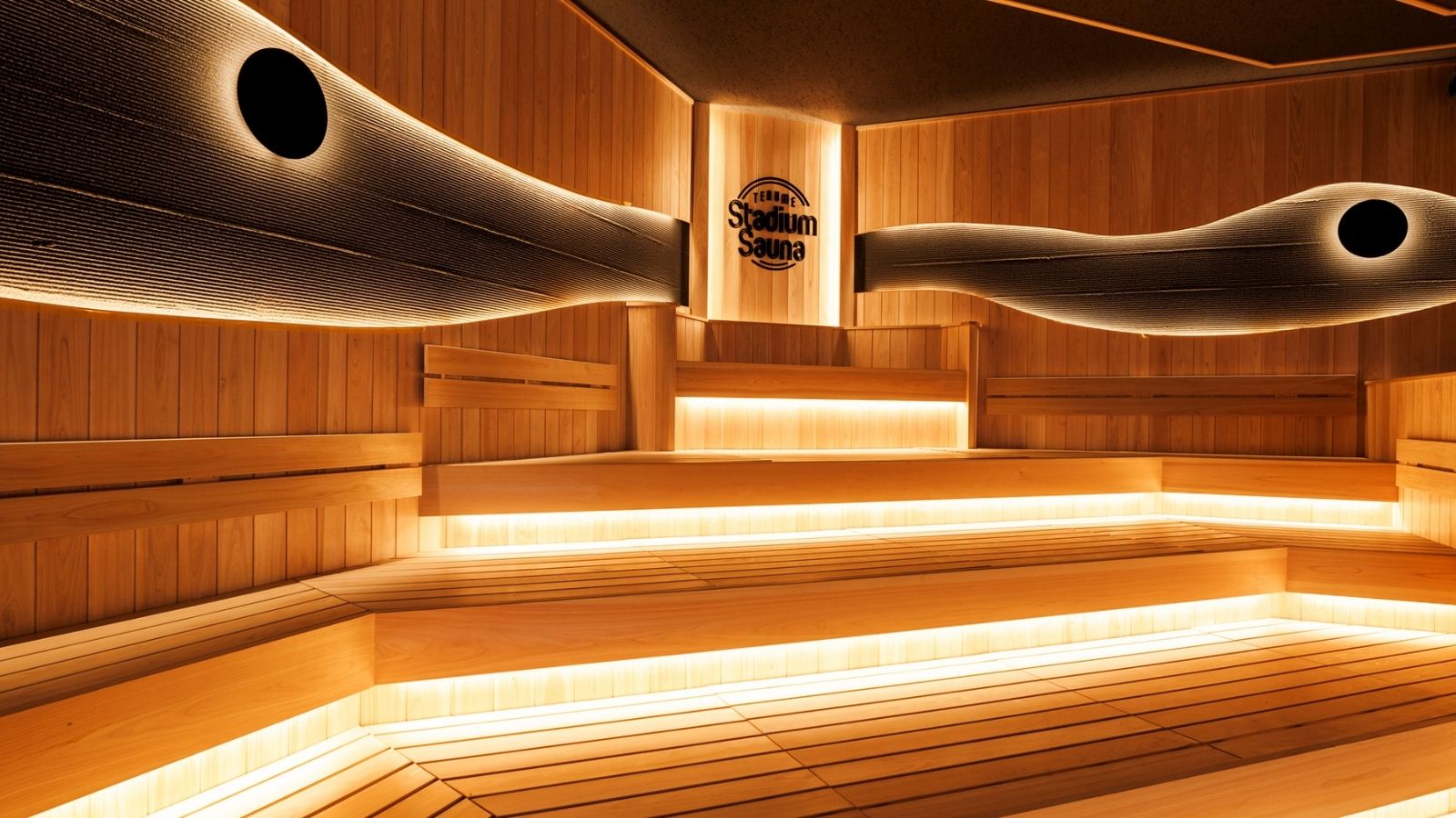 スタジアムサウナ