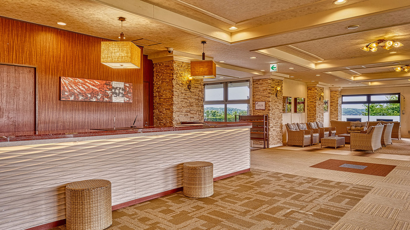【特定日】【グルメプラン】本ズワイガニ宝楽蒸し付1泊2食　基本バイキングプラン