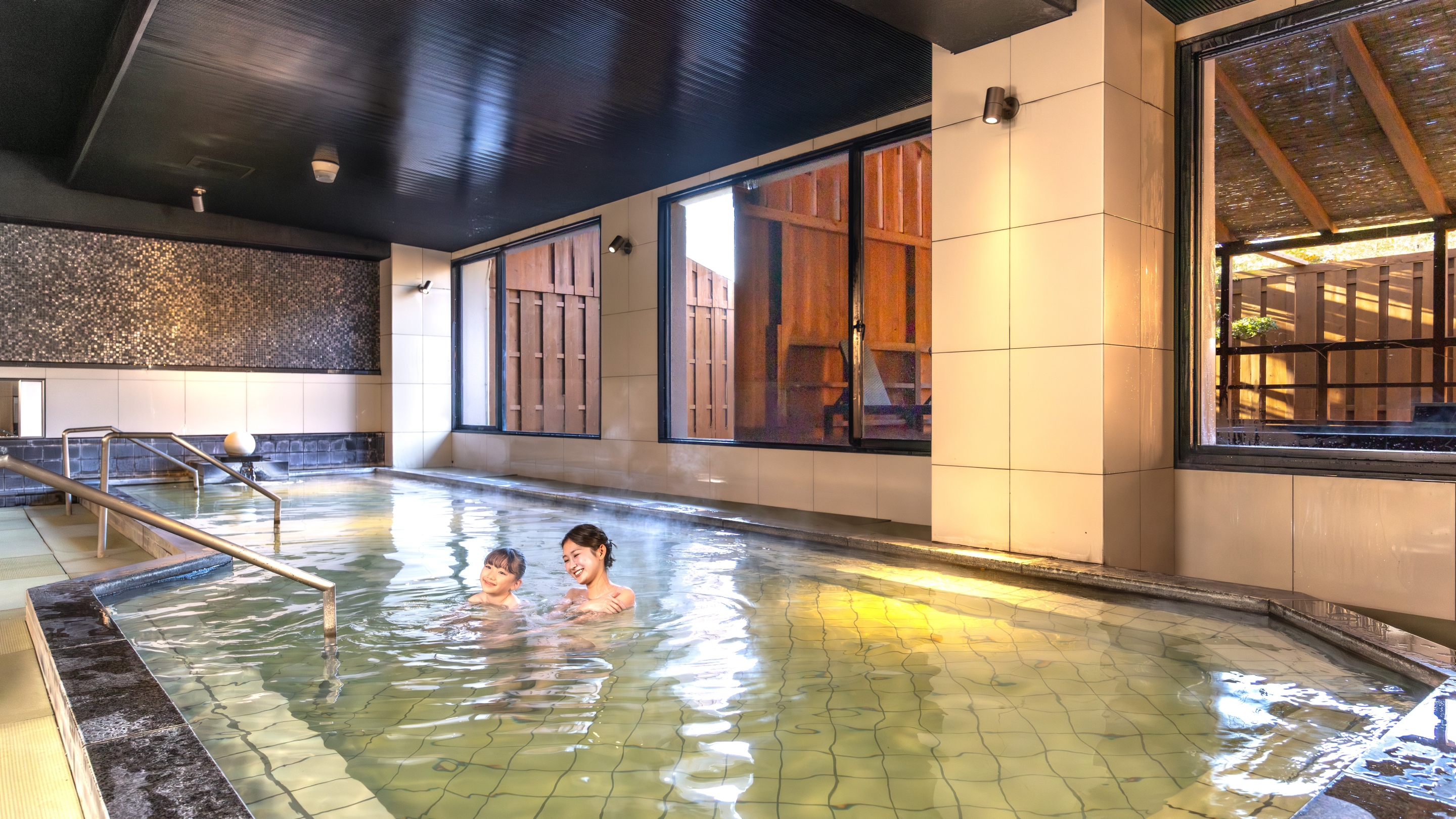 大浴場 潮風の湯（男女入替制）