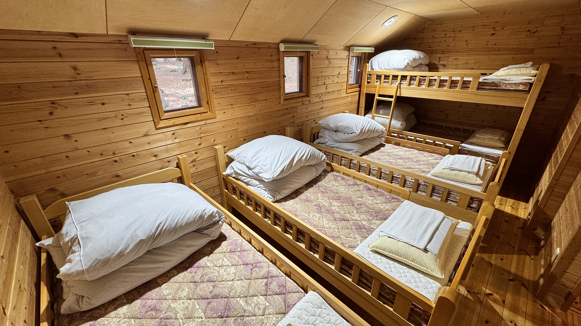 ◆【旧コテージ】10人用　子供にも人気の2段ベッド