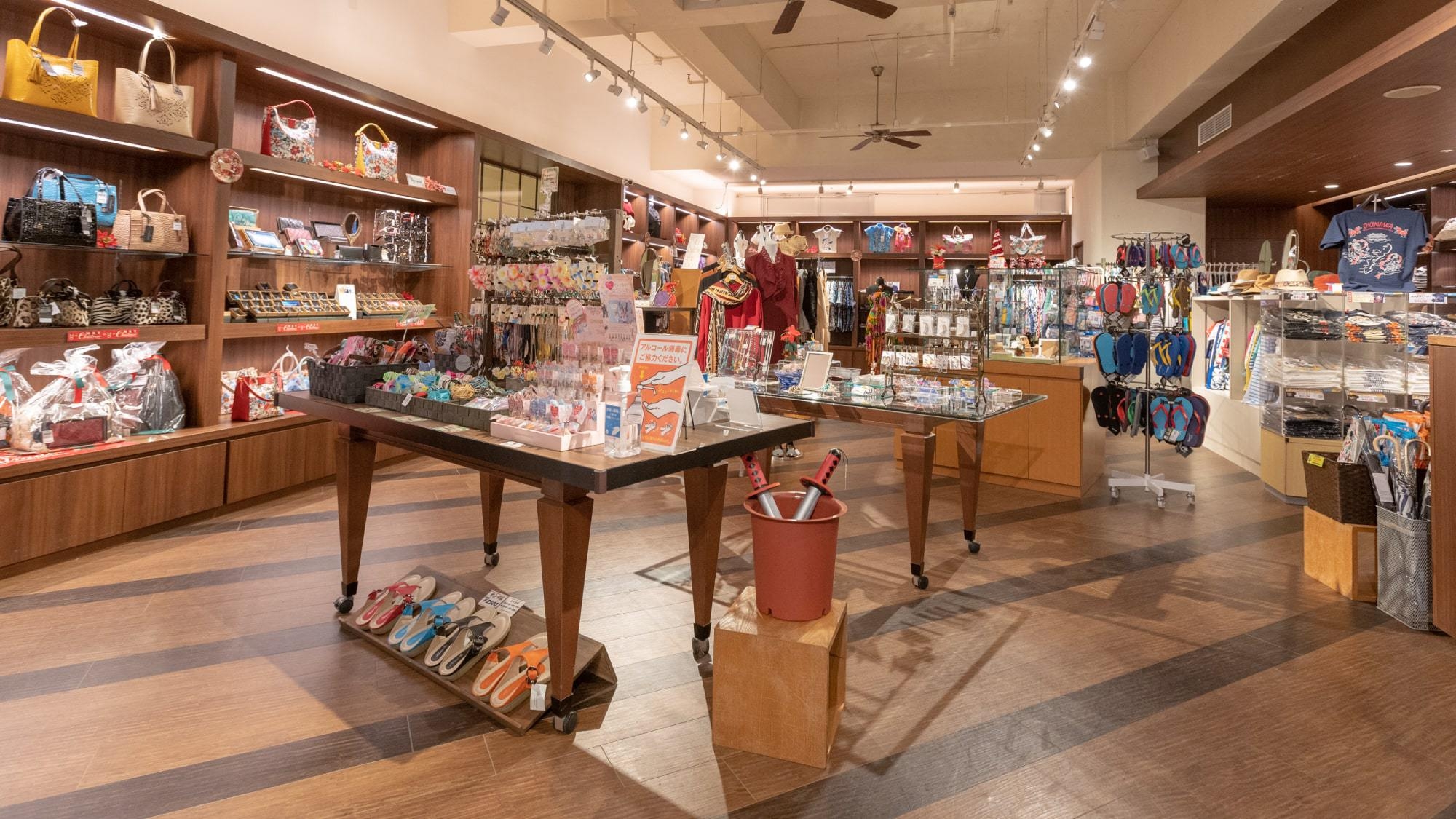 【31％OFF】【楽天スーパーSALE】かりゆしドリームファンタジー開催中♪きらめく沖縄冬旅／素泊り