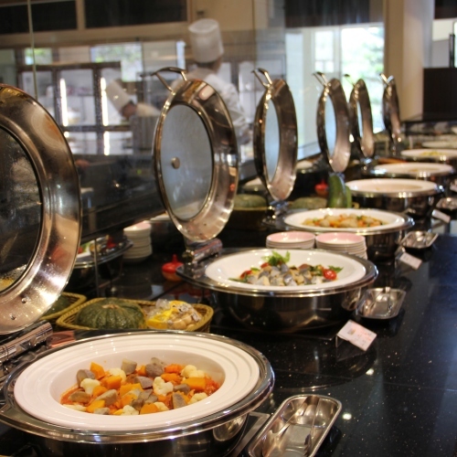 [THE DINING Warm Ryu Manna] An example of a dinner buffet