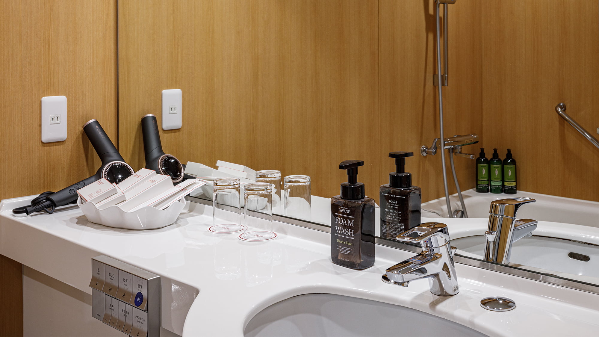 ユニバーサルコーラルビュー／オーシャンフロント(2階)