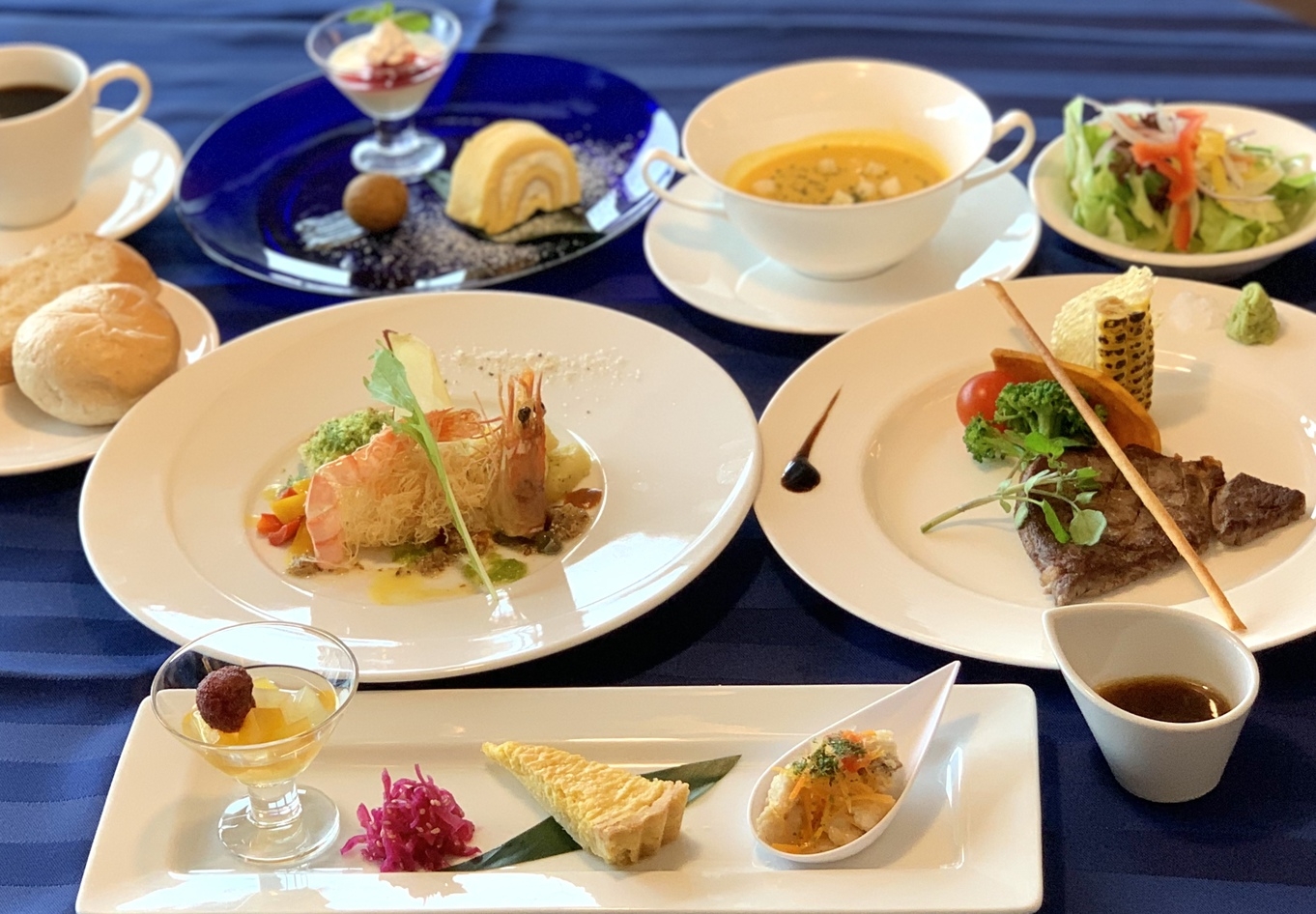 【ワンドリンクつき！カップルプラン】リゾートホテルで二人だけの記念日プラン（２食付）♪