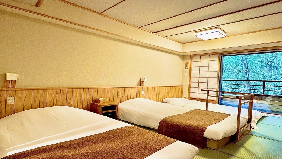 【3名利用限定】〜食事なし〜夏のお得な素泊りプラン★チェックイン18時・チェックアウト10時