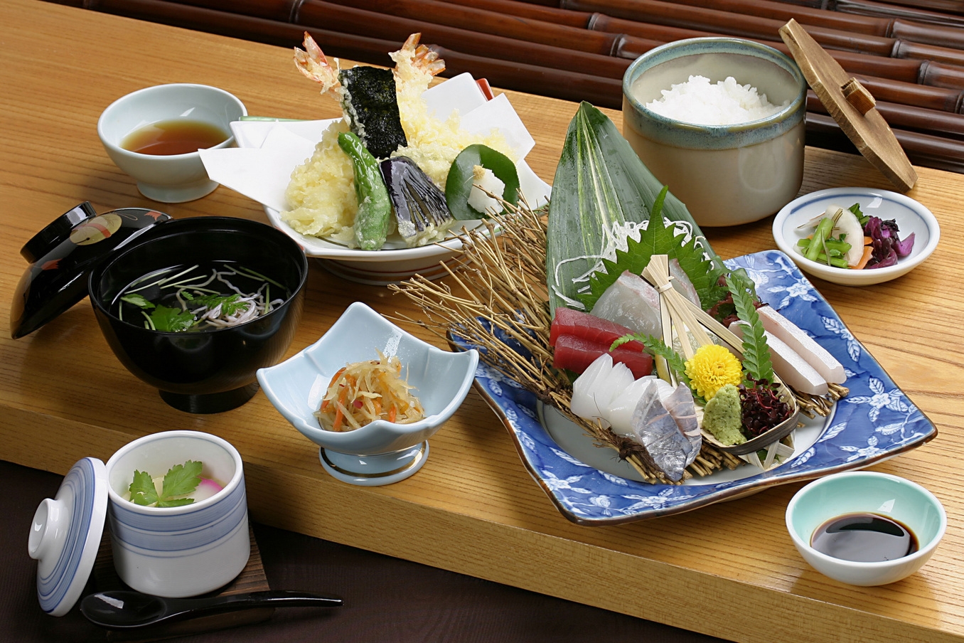ＧｏＧｏ〜満足２食付〈お一人様から〉郷土料理など自由食プラン♪♪