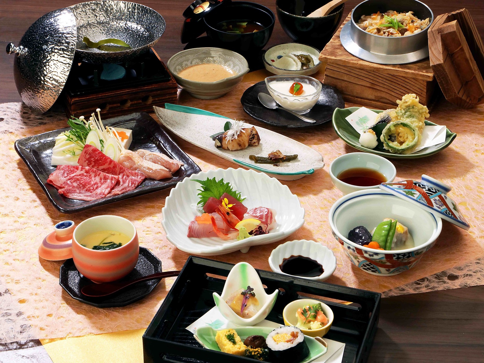 【スタンダード】四季の彩り・旬の味覚を味わう♪四季彩会席料理プラン