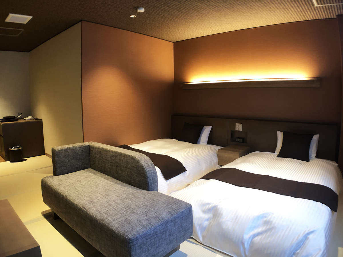 和モダンツインルーム