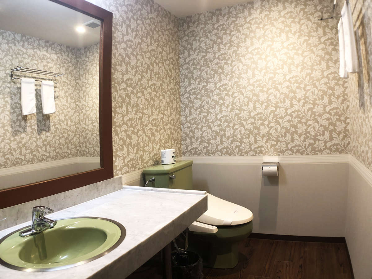 パウダールーム