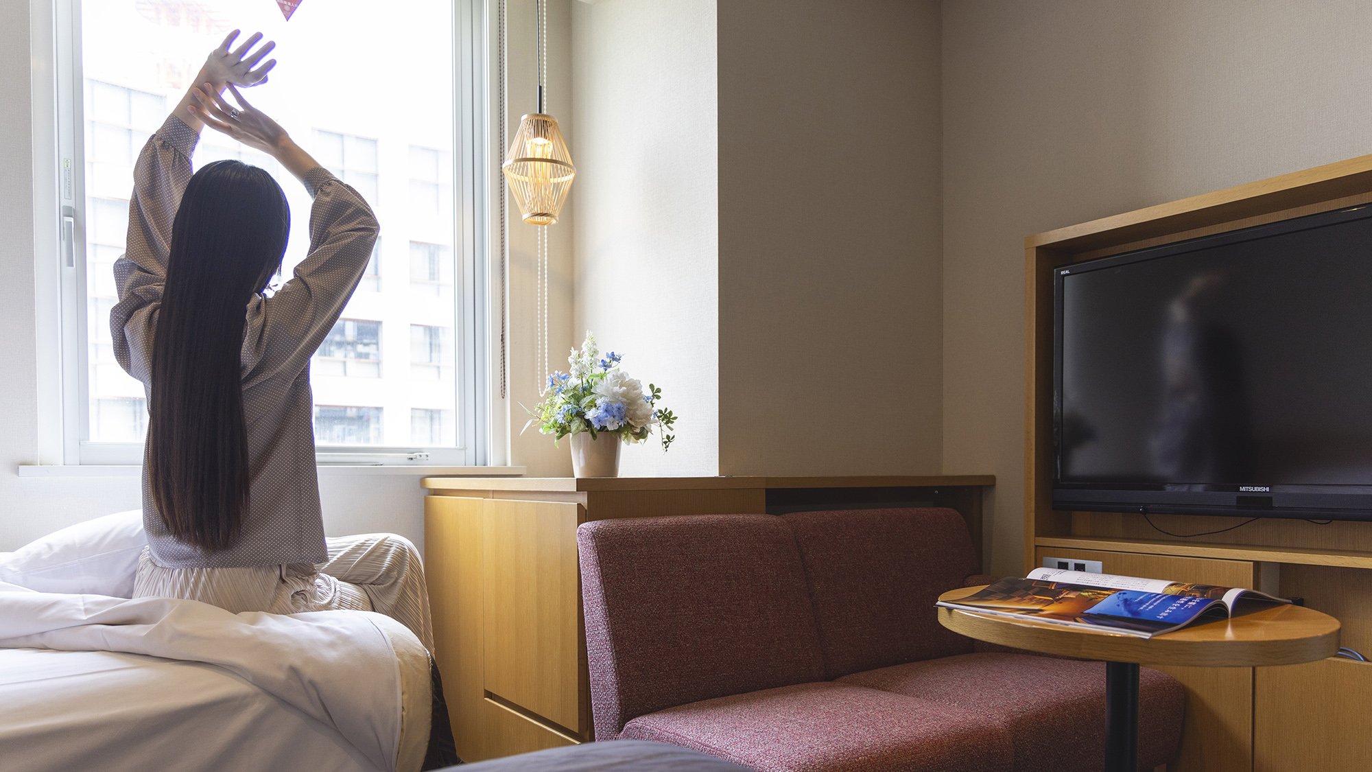 【レディースルーム】朝の身支度もゆったりと&hellip;ソファ付きでメイクにも便利