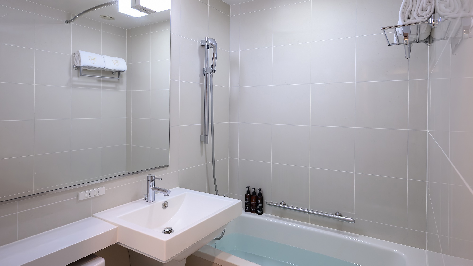 スタンダードツイン  バスルームイメージ