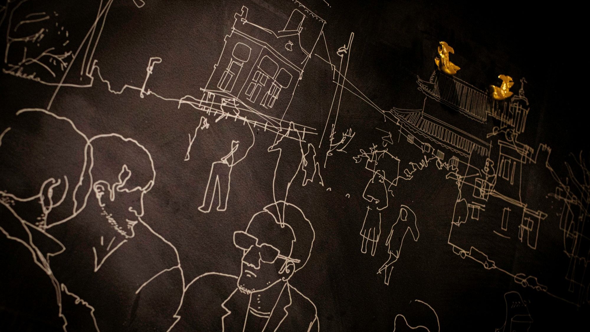 「街」をテーマにした館内アート