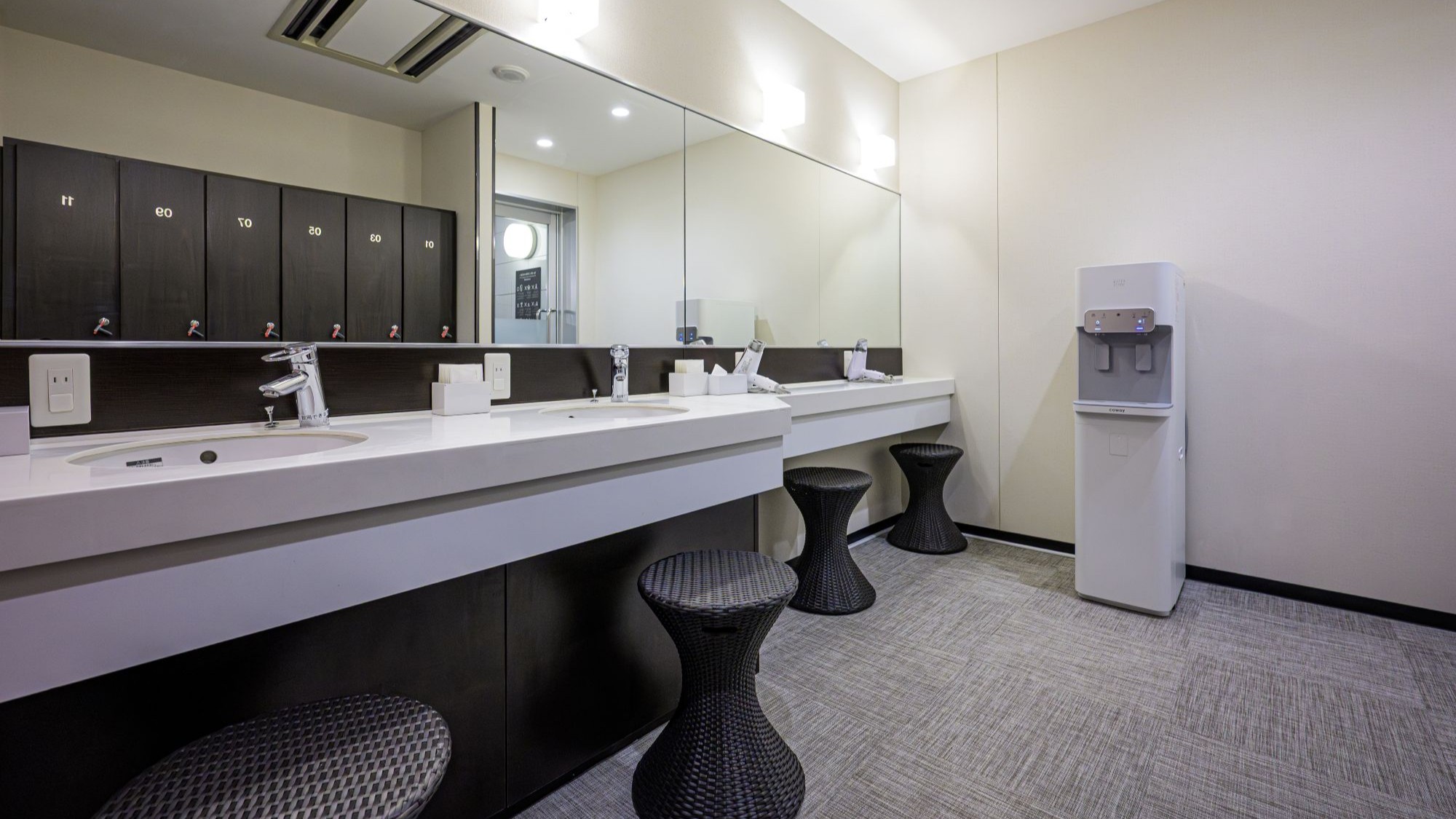 3Fに宿泊者専用の大浴場をご用意しています（無料）