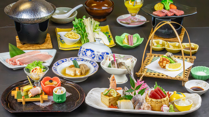 ☆☆彡【和風会席料理のご夕食を】朝寝坊さんも納得！湯河原温泉をご湯〜くり楽しんでください