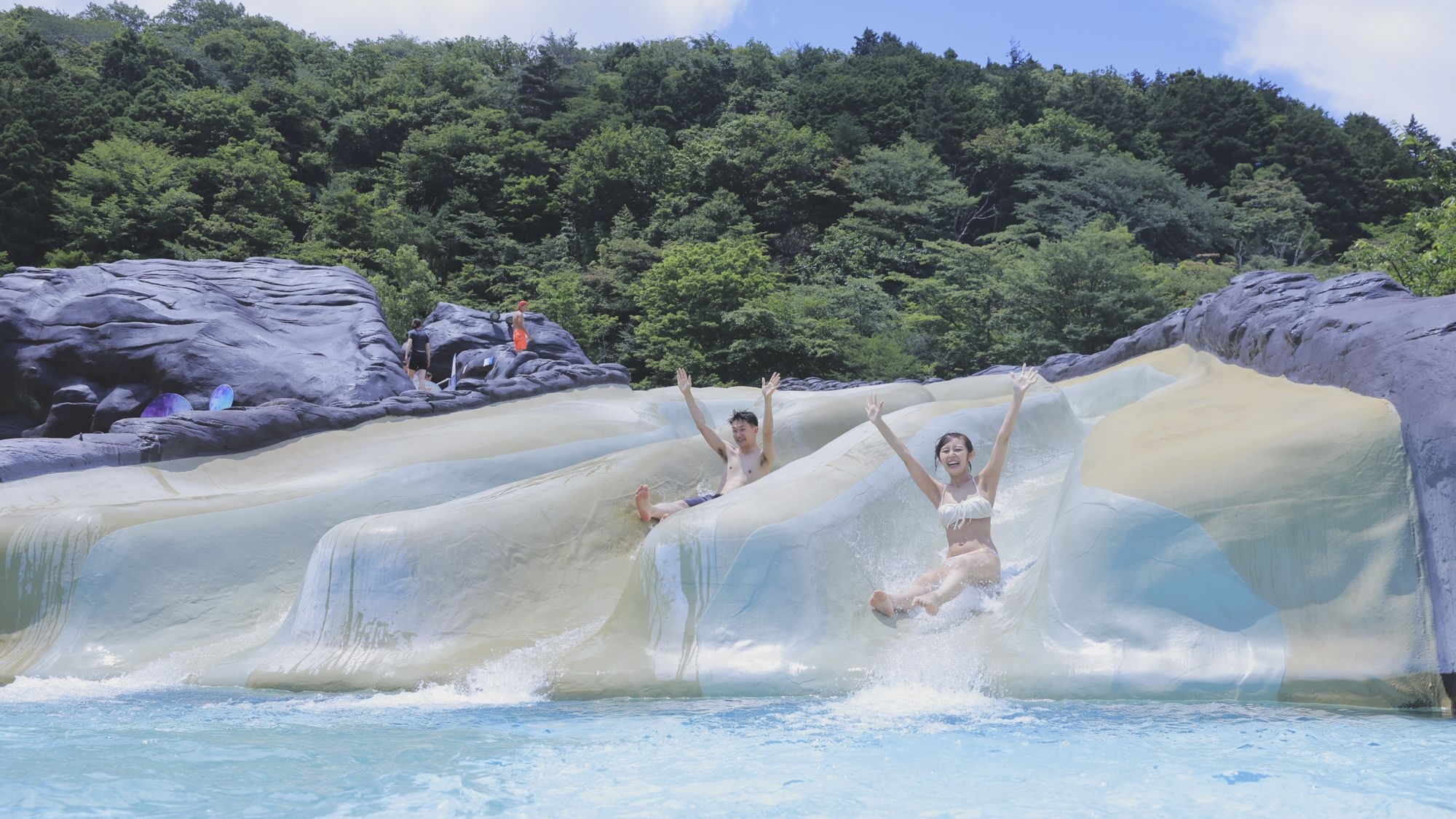 【お子様歓迎】温泉テーマパーク！ユネッサン（水着/森の湯ゾーン）の1日パスポート付♪1泊2食付