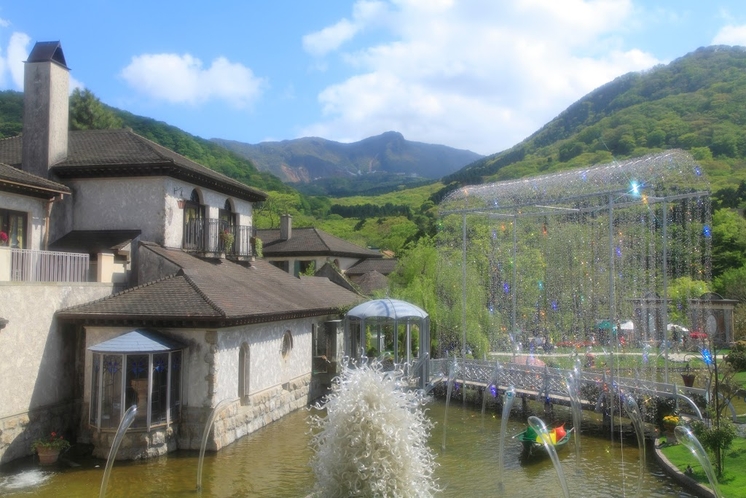 箱根ガラスの森美術館