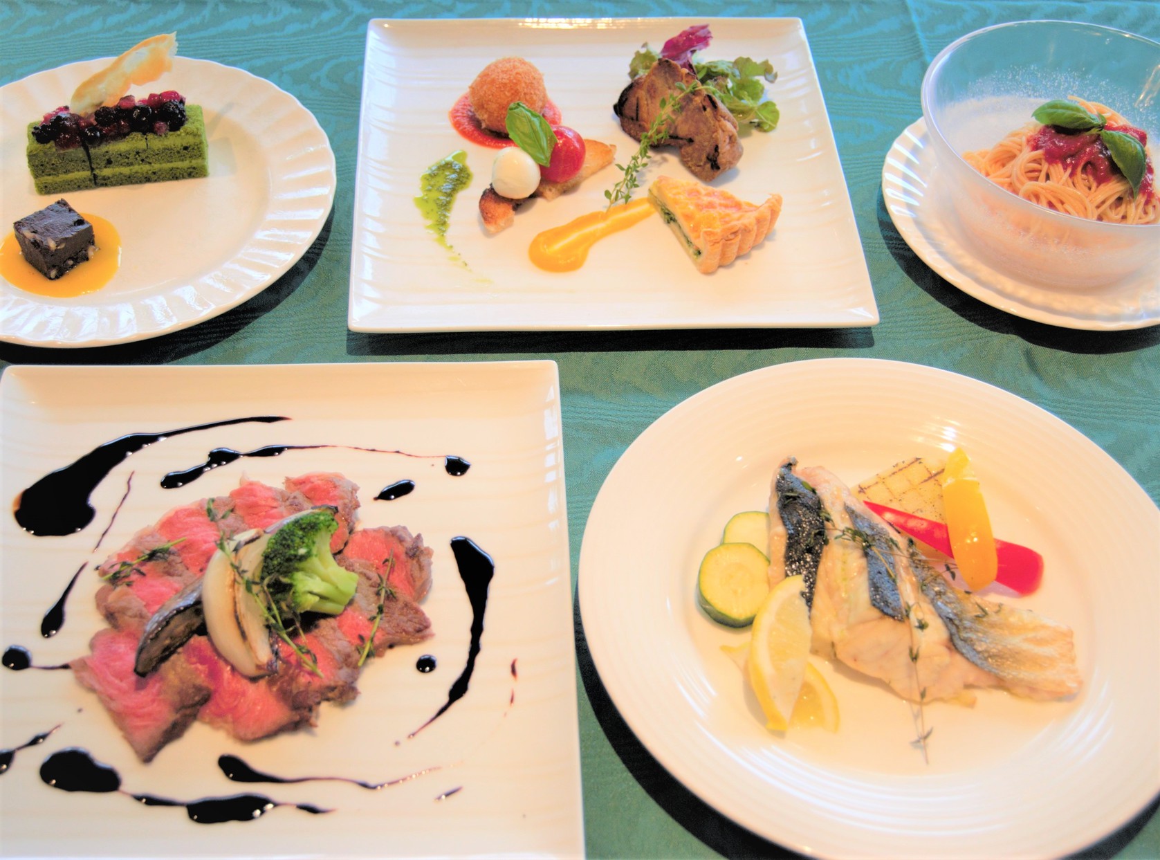 ホテル棟おまかせプラン　ご朝食とご夕食イタリアンディナーコースと天然温泉ご入浴付き