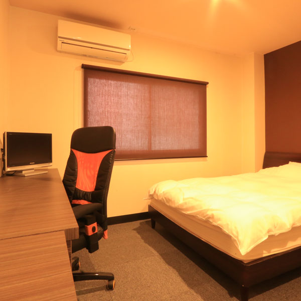 【ビジネスホテル井元別館】-セミダブル-夫婦やカップルでの旅行にどうぞ。