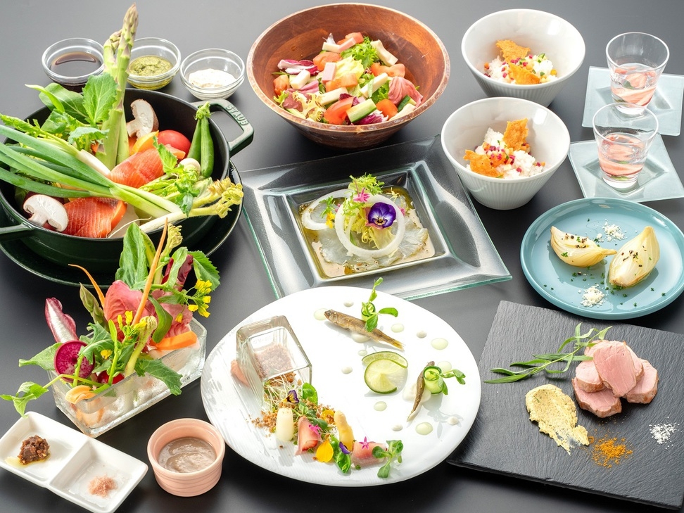 ＜早割＞【夕食17時30分開始】飲み放題付！いちやの夏休み♪ビストロジャポネ 