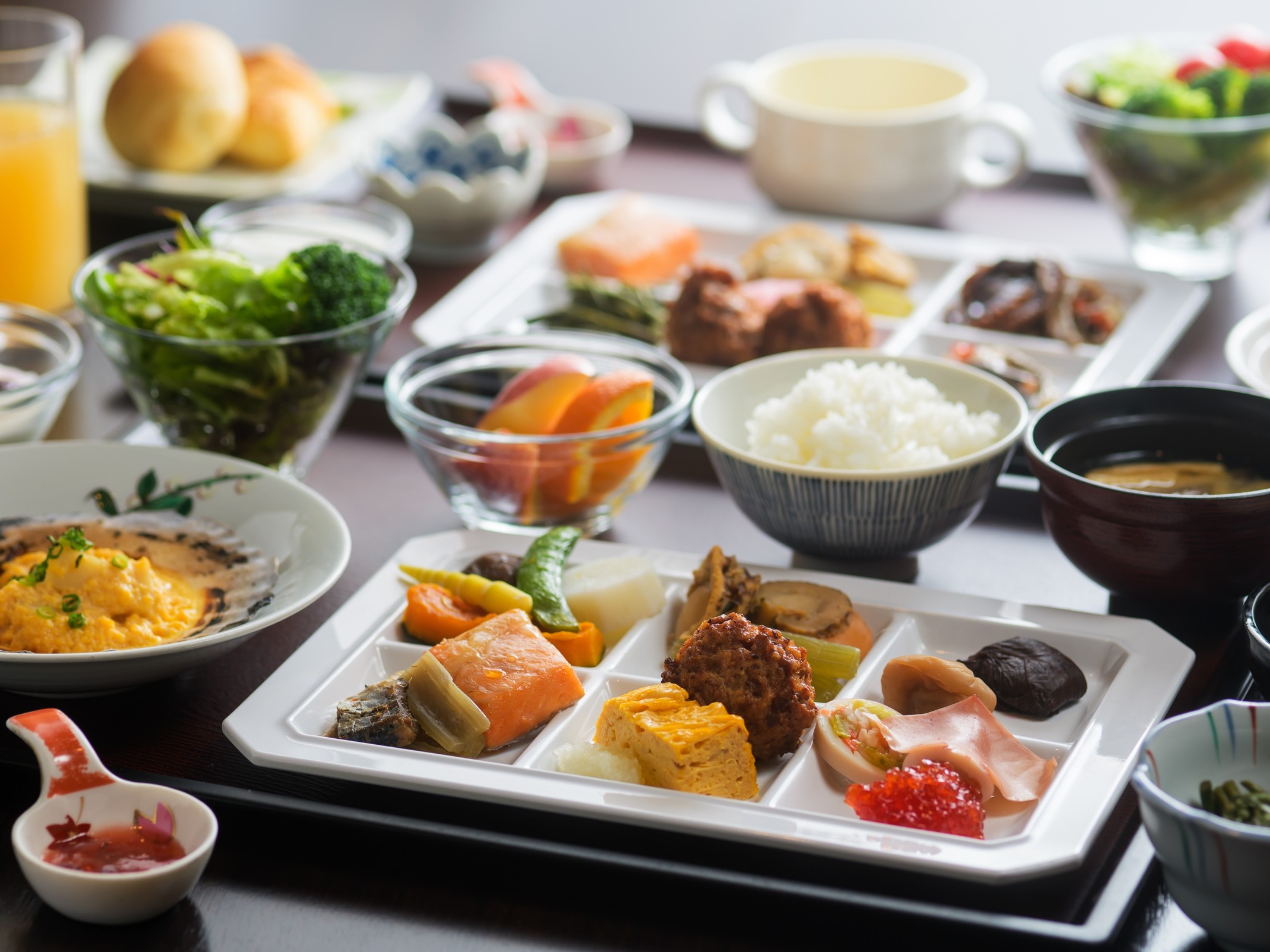 歴史と静寂が息づく宿で味わう千年の秘湯と美食会席◆（本館・西館）＞