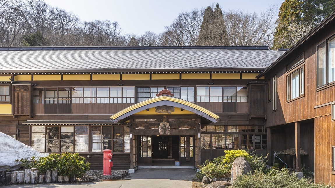 歴史と静寂が息づく宿で味わう千年の秘湯と美食会席◆（本館・西館）＞