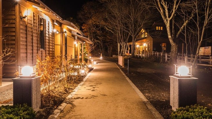 　【オンライン決済限定】「千年の秘湯」蔦温泉　東北初・最高級離れプラン ２食付き＞