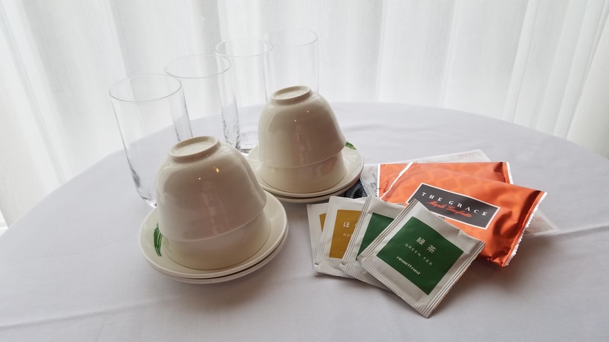 ◇お部屋菓子とお茶（緑茶・ほうじ茶）　