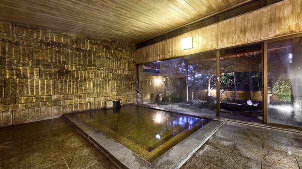 年末年始｜素泊り＜湯上がりビール無料＞道後温泉本館より徒歩3分。静寂に包まれ、日本の文化に触れる旅