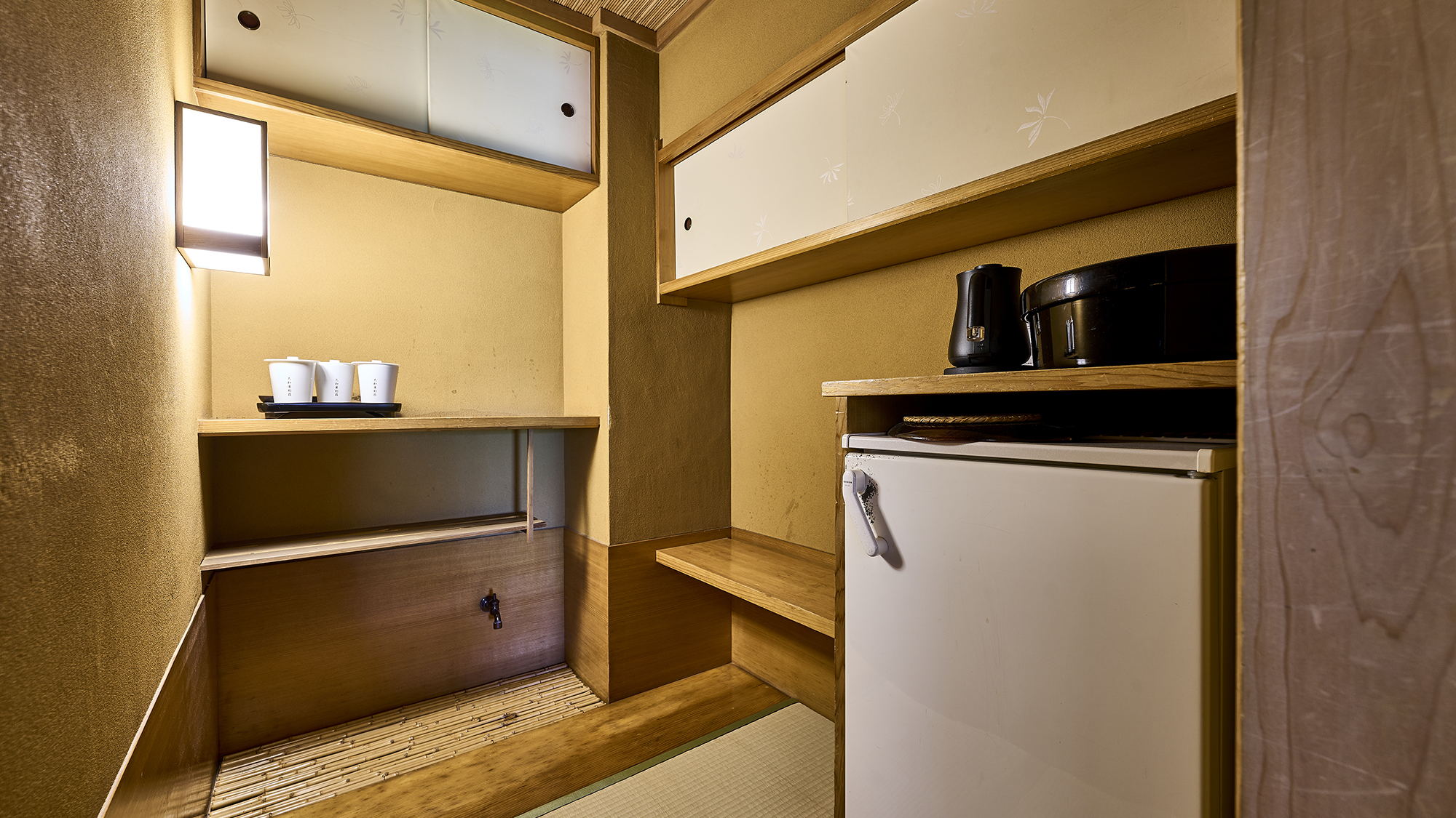 【撫子：プレミアムスイート】最大6名までご宿泊可能。ご家族やご友人との旅にもぴったりです。