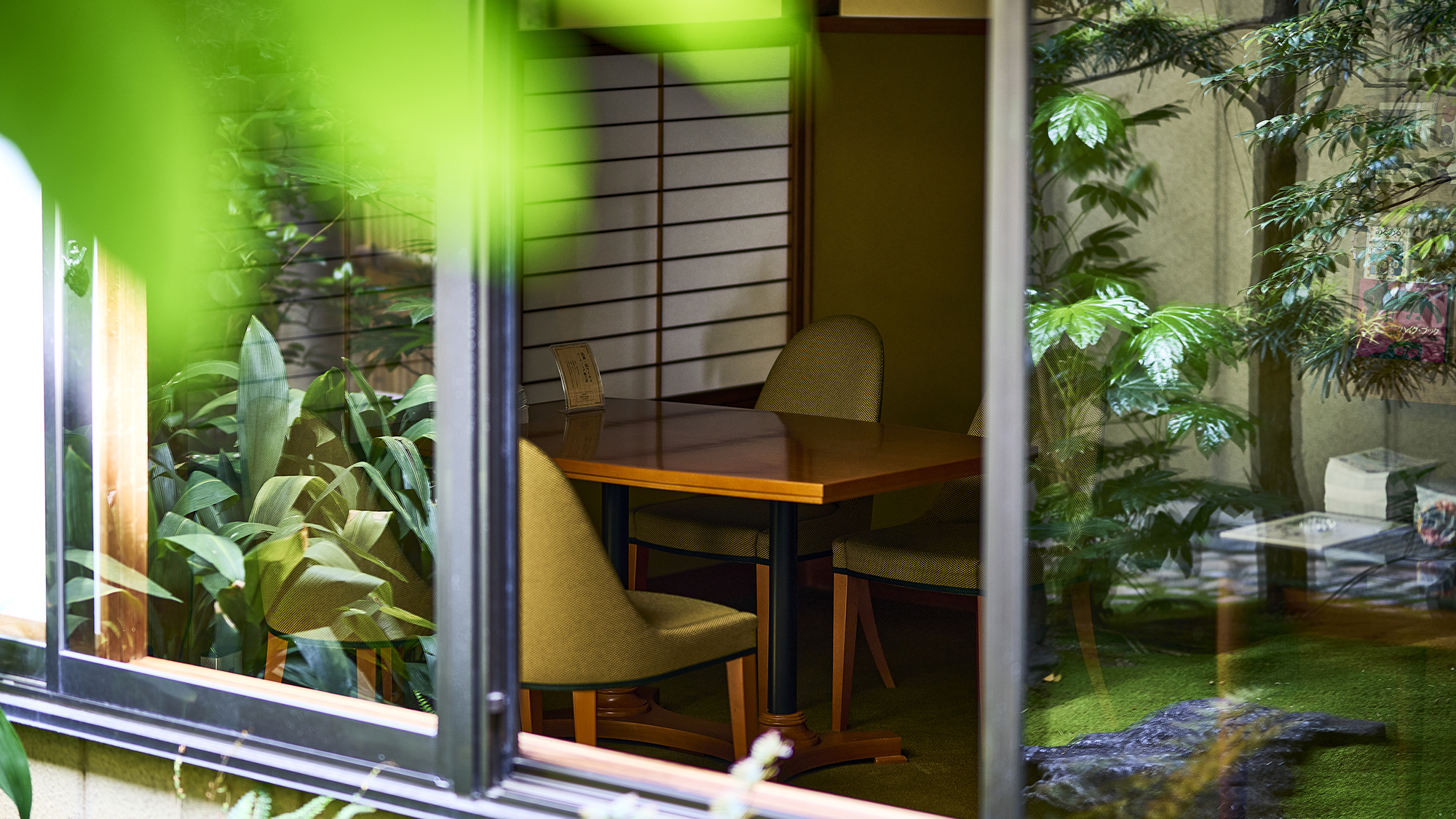 喧騒から解き放たれ、ゆるやかに時が流れる静寂の空間。