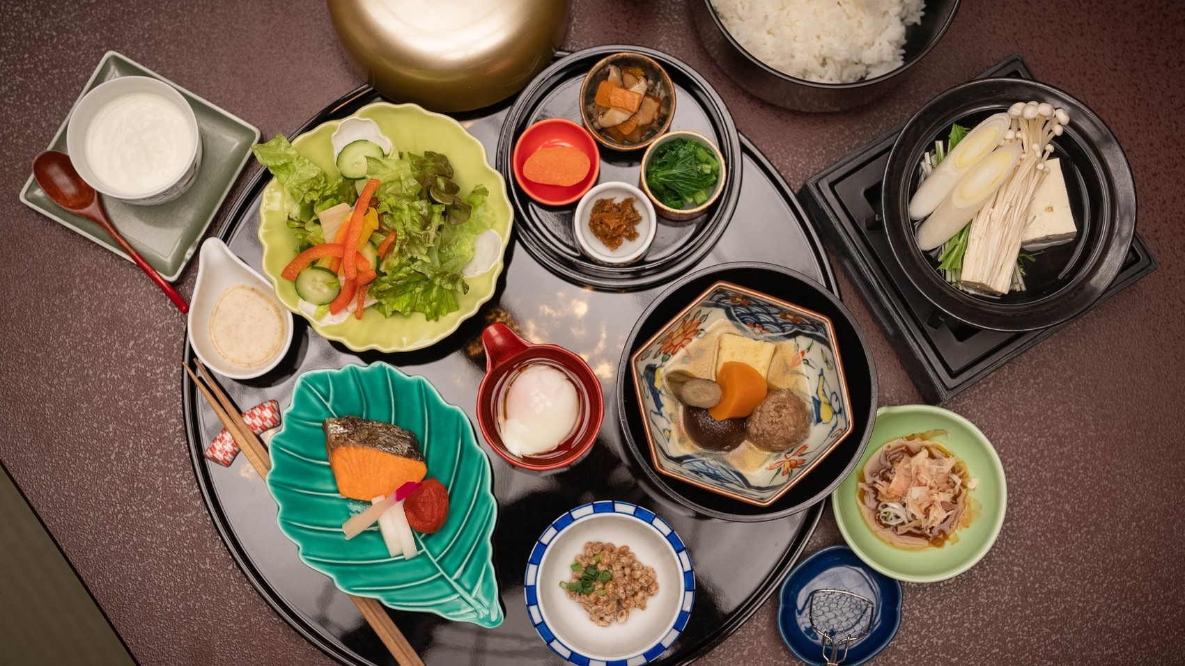 【夏限定｜仲居厳選　冷酒3種飲み比べ×お部屋食】源泉掛け流し露天風呂付スイートルーム【夕・朝食付き】