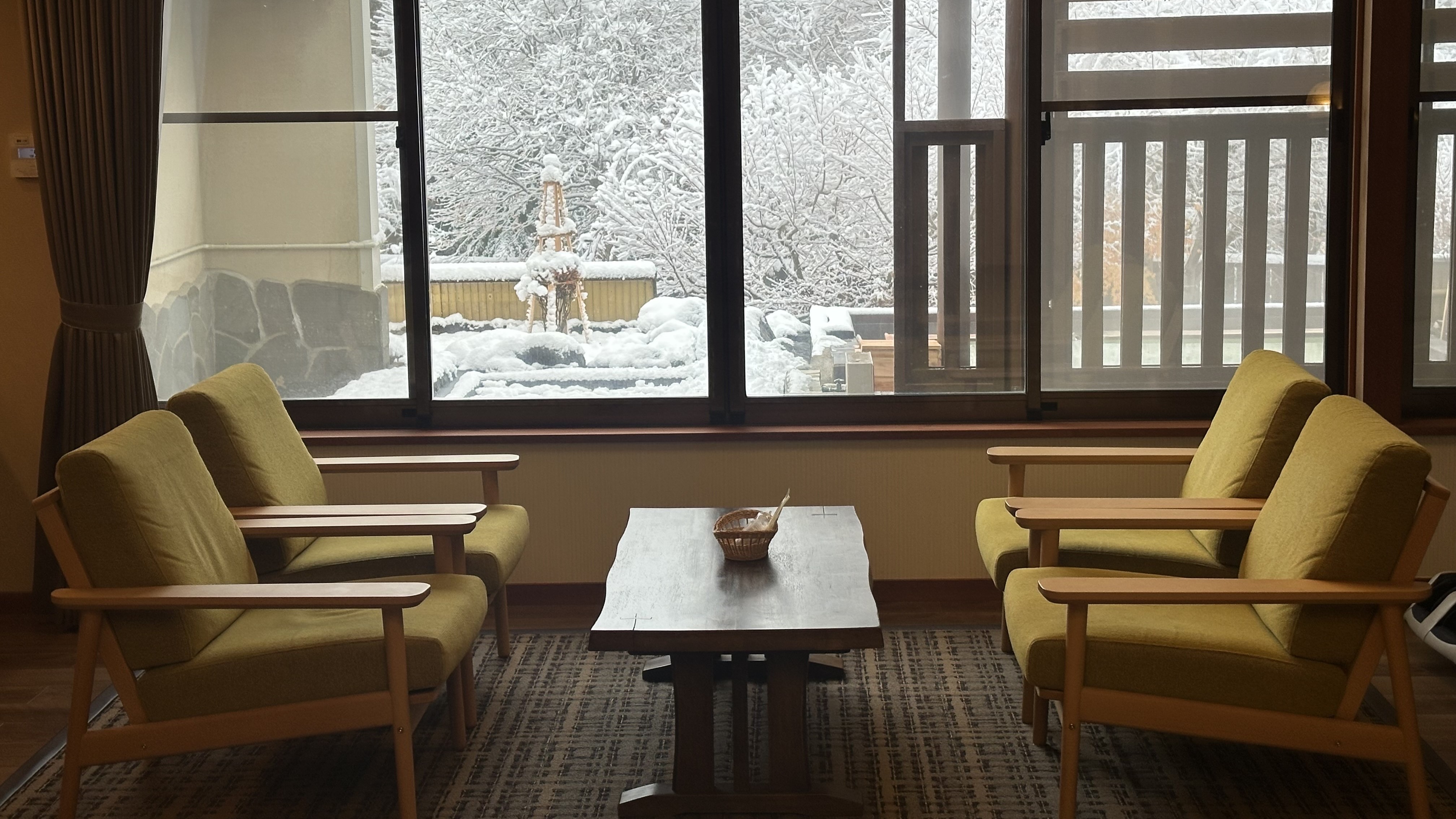 お部屋からも雪景色